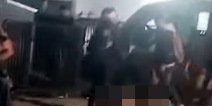 Kecelakaan Angkot dan Motor Terjadi di Jalan Padasuka Cimahi, Pemotor Tergeletak