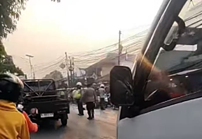 Kecelakaan Maut Dua Motor di Cilampeni Bandung, Satu Pengendara Meninggal Dunia Kecelakaan Maut Dua Motor di Cilampeni Bandung, Satu Pengendara Meninggal Dunia
