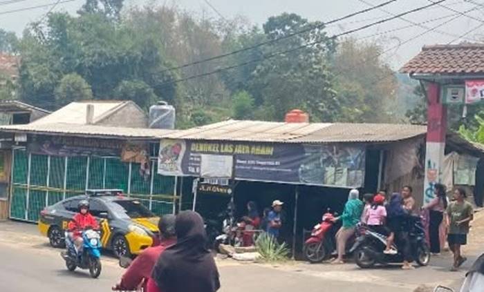 Pria Berusia 25 Tahun Ditemukan Meninggal di Toko Sembako Pakuhaji Bandung Barat Pria Berusia 25 Tahun Ditemukan Meninggal di Toko Sembako Pakuhaji Bandung Barat