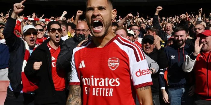 Arsenal Comeback Dramatis, Tekuk Leeds United 2-1 dan Kembali ke Jalur Kemenangan